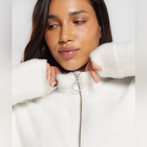 Whitney Simmons x Gymshark Eyelash Knit Jacket - Skylight White - Picture 2 of 3